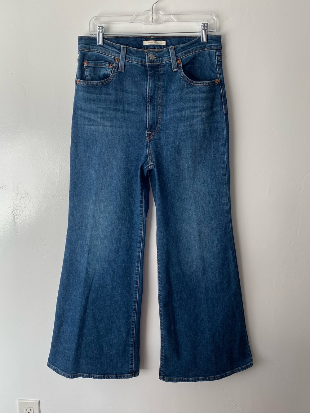 Levi's Ribcage Bell Jeans Dark Wash Size 31 High Rise Wide Leg Flare 70s Retro
